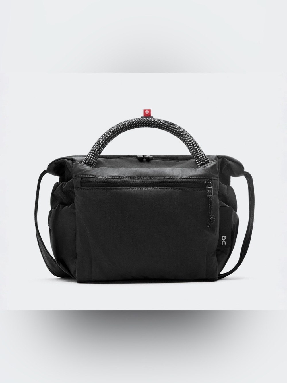 On Running Midnight Black Track Pack Mini Bag